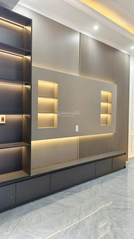 Nhà riêng 3 tầng tại đông khê  lê hồng phong