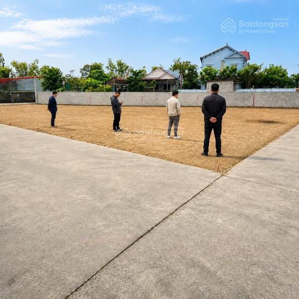 Bán lô góc 2 mặt tiền gần bệnh viện nghi lôc