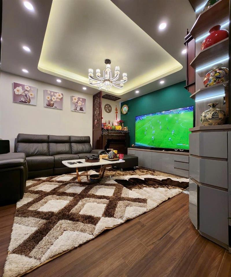 Bán ch 3pn, 2wc, 98m2 tại khu đô thị việt hưng, 5,3 tỷ vnd