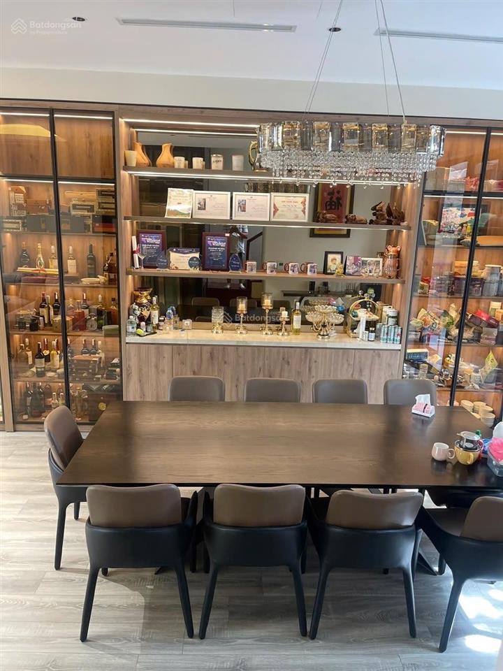 Bán shophouse hàng hiếm tại vaquarius văn giang, 13.5 tỷ, 90m2