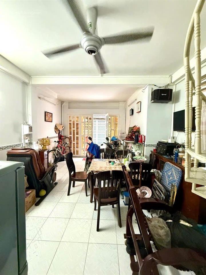 Nhà sát mặt  tiền bùi văn ba quận 7  vừa ở vừa cho thuê  79m  hơn 8 tỷ