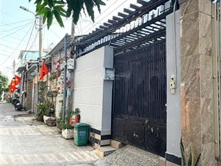 Phú thuận quận 7  4.6x21m  cạnh mặt tiền  nhỉnh 8 tỷ