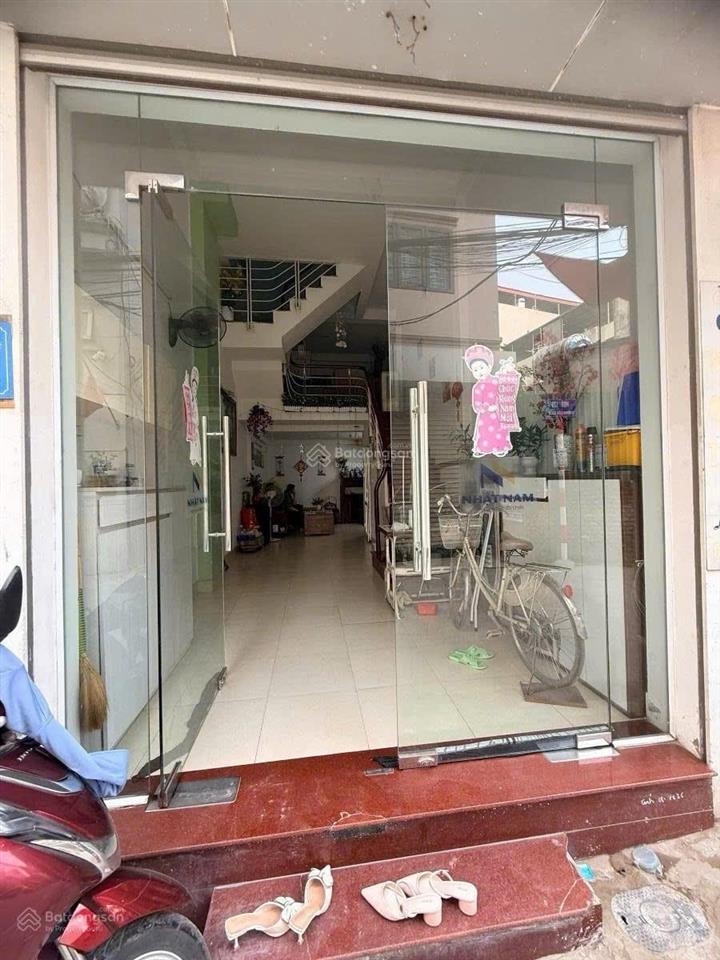 Nhà cầu diễn 35m4 tầngngõ thông kinh doanhgần đhcnhiếm nhà bán8x tỷ