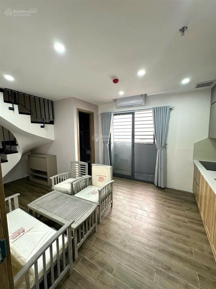 Có 102 trung tâm bắc từ liêm 222m 8 nổi +1 hầm  mặt tiền rộng  ô tô vào nhà doanh thu 3 tỷ/năm