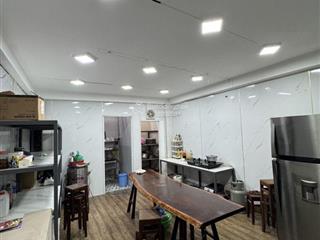 Chdv 9 tầng âu dương lân, q. 8  hầm thang máy dtsd 855m2  30 phòng  dòng tiền gần 200 triệu