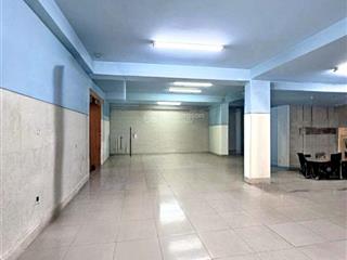 Mặt tiền dạ namdương bá trạc sát quận 1 5 tầng thang máy sịn sò  5x20m , dòng tiền 70tr/tháng