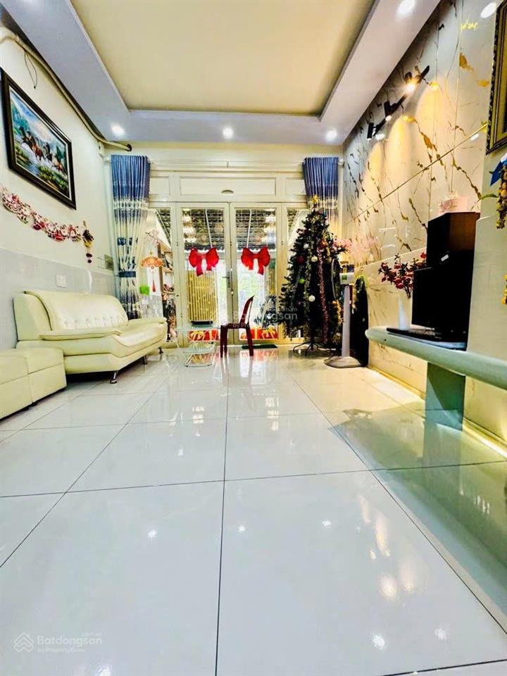 Hiếm! nhà phố 4 tầng diện tích lớn 96m2 chủ xây tâm huyết dọn vào ở ngay