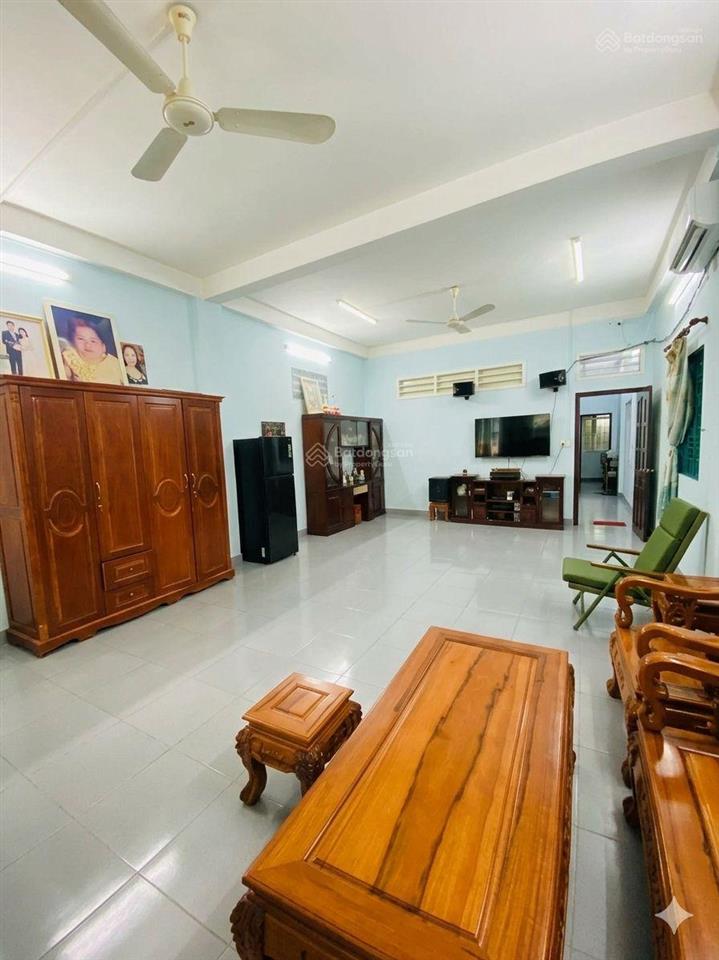 Hiếm chdv view sông 7 tầng ngang lớn 6x19m  10 phòng