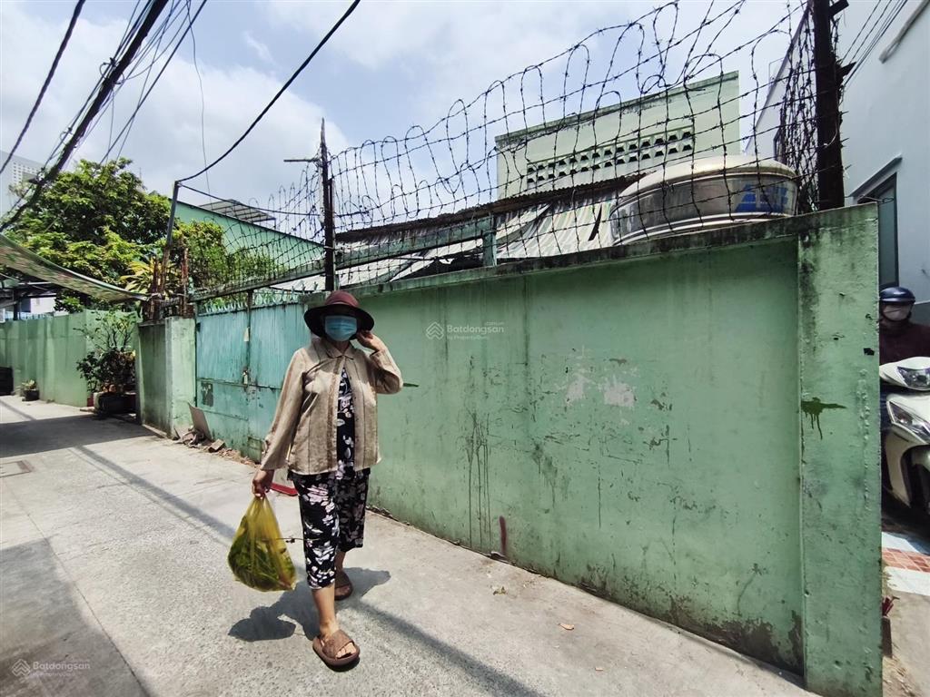 188m2bán nhà cấp 4 diện tích cực rộnggay cạnh chung cư aqua gần cầu chà và { ngang 4.6m}  chỉ 7