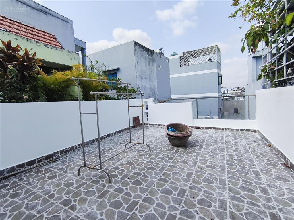 Nhà mới, 4 tầng hẻm xe hơi sát mặt tiền lưu hữu phước