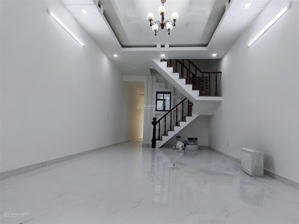 Nhà mới, 4 tầng hẻm xe hơi sát mặt tiền lưu hữu phước