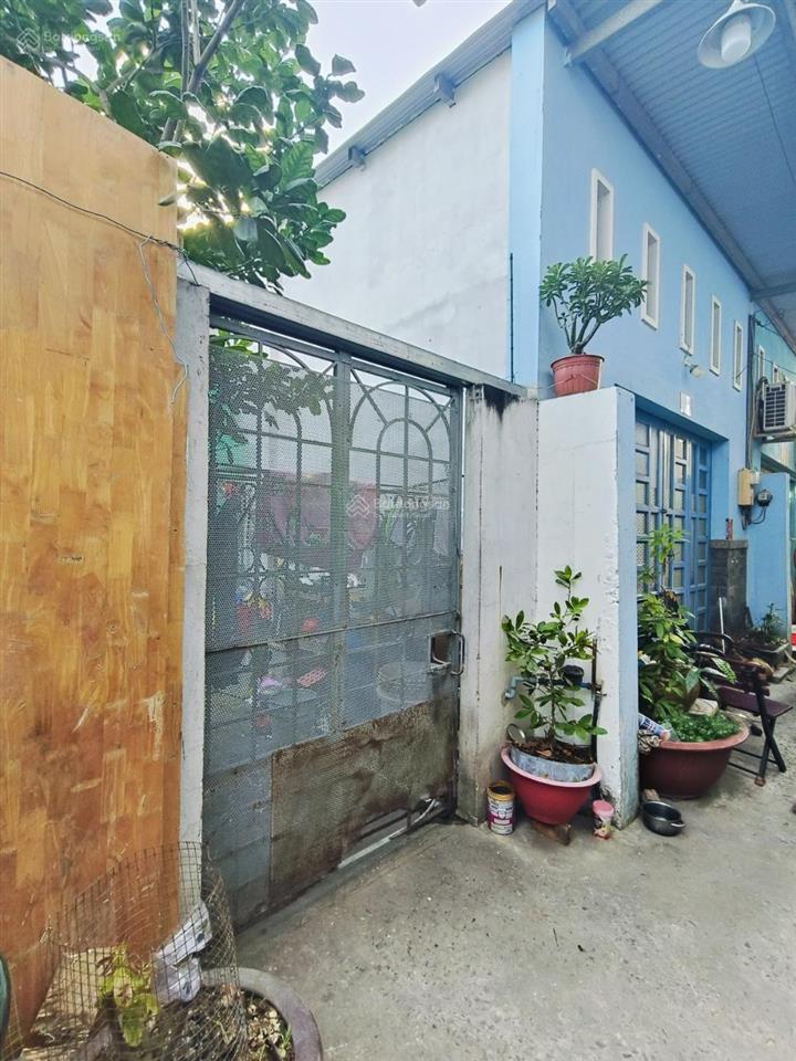 Nhà cấp 4 diện tích lớn 180m2 chỉ sáu tỷ  gần bến xe q.8.