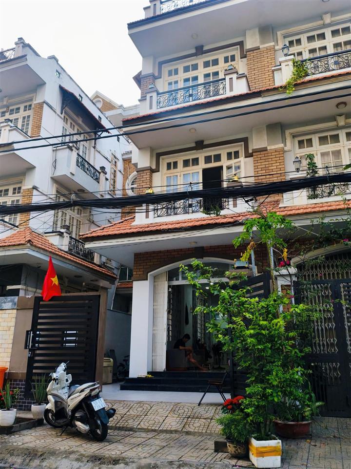 Nhà khu vip tạ quang bửu, quận 8, 4 tầng, 6x20m, view cực đẹp, sát cc giai việt, chỉ hơn 22tỷ