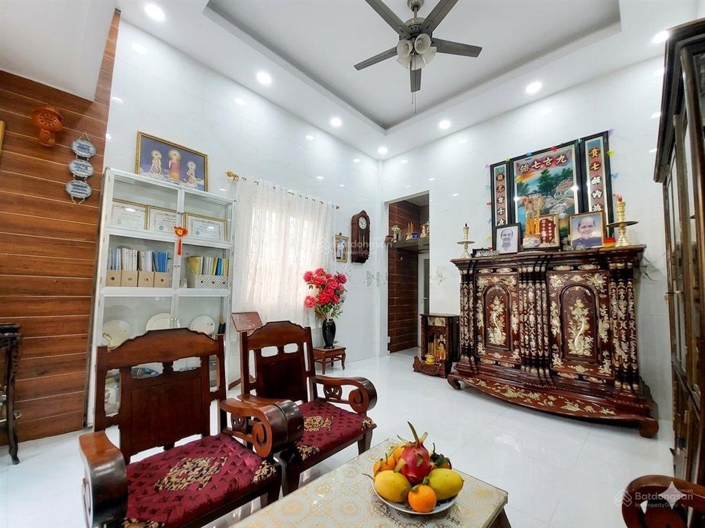Nhà rộng diện tích to  không qh lg, 132m2, 7 phòng mà chỉ hơn 7 tỷ