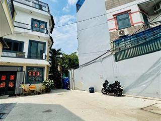 Căn góc 2 mặt hẻm gần cầu chà và  4 tầng  dtsd 116m2  kdc hiện hữu