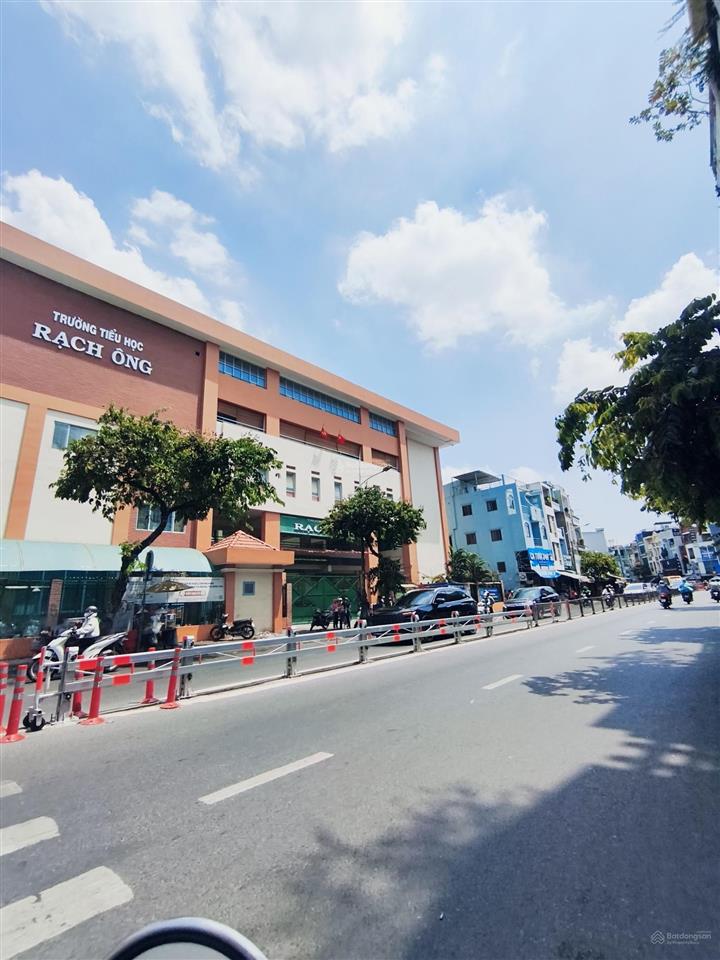 Nhà dương bá trạc hẻm thông  dòng tiền ổn định 14tr/tháng  4 pn  4.5x17m  chỉ 5.1 tỷ.