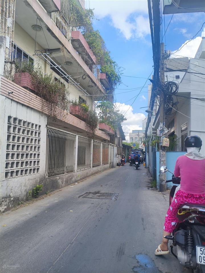 Bán nhà sát bến xe quận 8 hẻm thông xe hơi tới cửa, 4x23m nở hậu 5.5m chỉ 6.25 tỷ