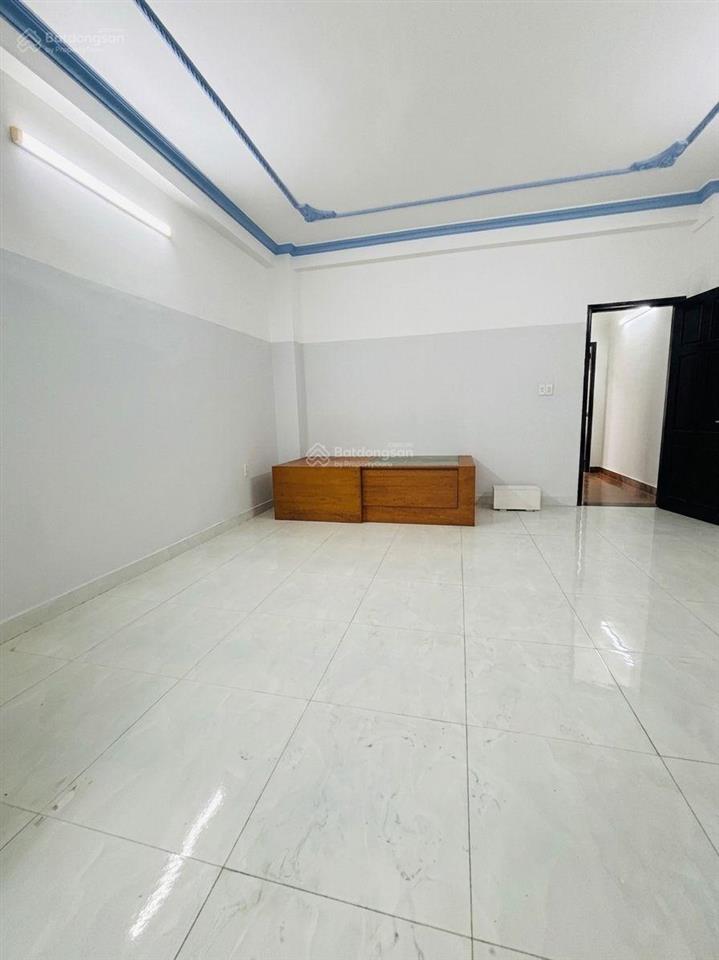 Bán nhà kdc phong phú 4, bình hưng, 100m2, 5 tầng hoàn công chuẩn chỉ 8.8 tỷ.