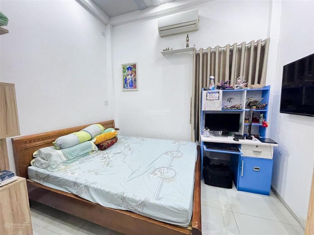 Mặt tiền lưu hữu phước q.8 vừa ở vừa kd  7 phòng  4x25m, chỉ 7.8 tỷ dòng tiền 12tr/tháng