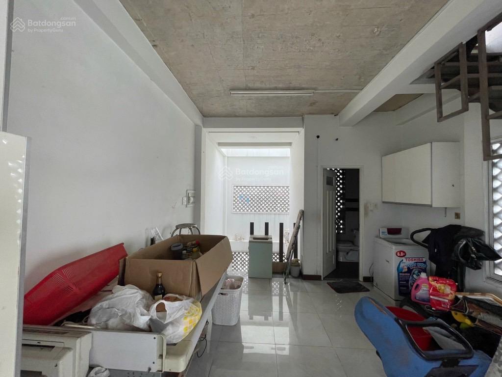 Nhà bán bùi minh trực, q8, 5.5x23m, khu chợ đông đúc  chỉ nhỉnh 9 tỷ
