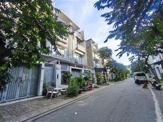 Nhà đẹp mới ken valora island bình hưng  4 tầng, 100m2, chỉ 10.5 tỷ.