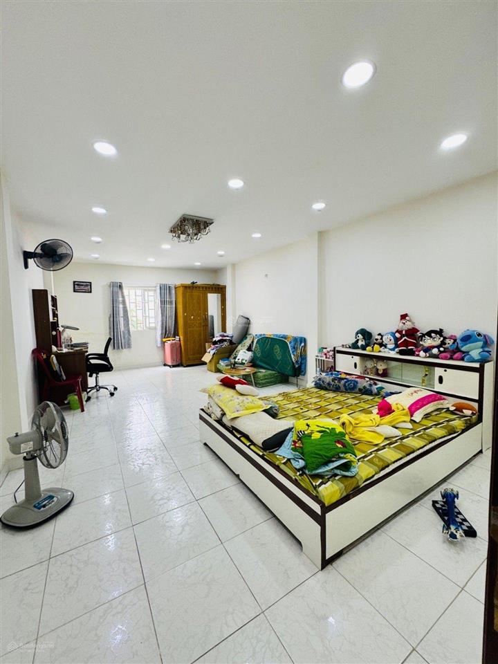 Hoa hậu âu dương lân xe tải thông hẻm, 4 tầng, 4.2x25m, chỉ 13.8 tỷ.