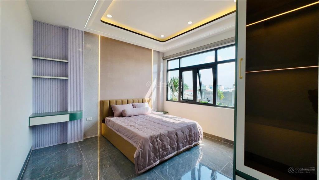 Nhà 5.5x10, có 4 tầng, 5 phòng ngủ, 6wc, full nội thất hẻm vườn lài nối dài, giá 5.63 tỷ tl