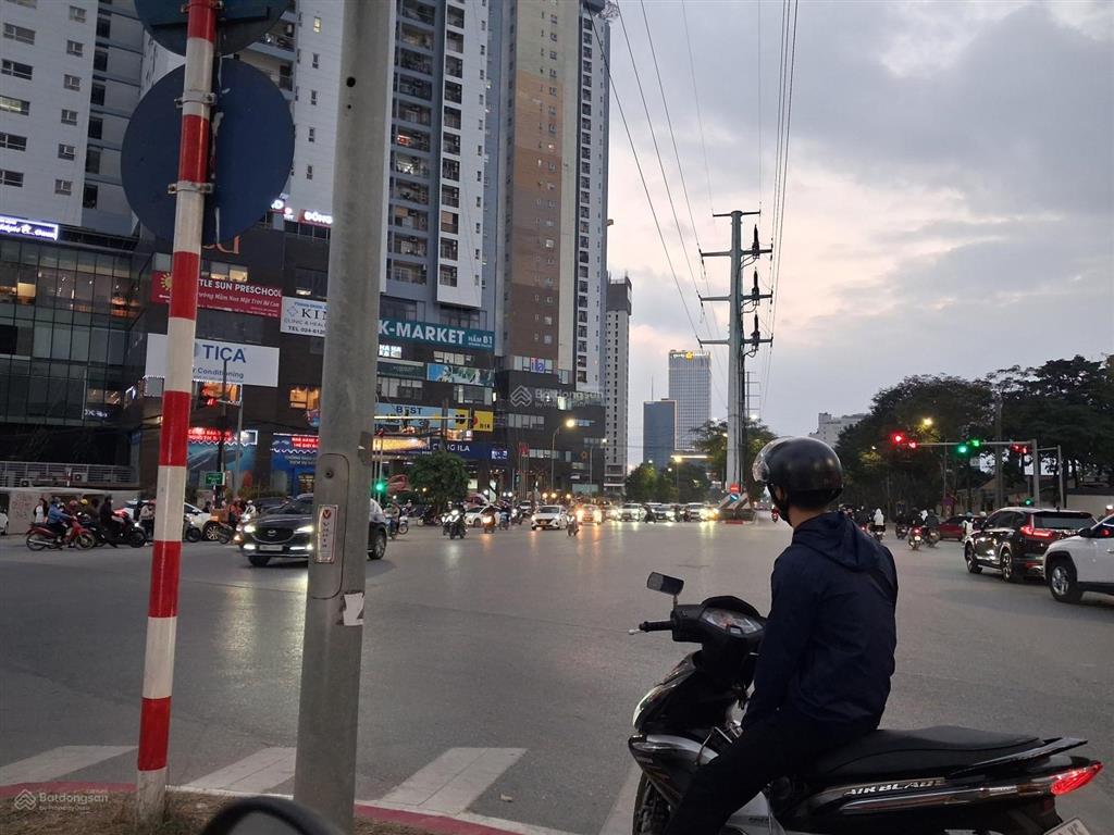 Bán nhà 2t mễ trì 6.8 tỷ cạnh tthn quốc gia  keangnam