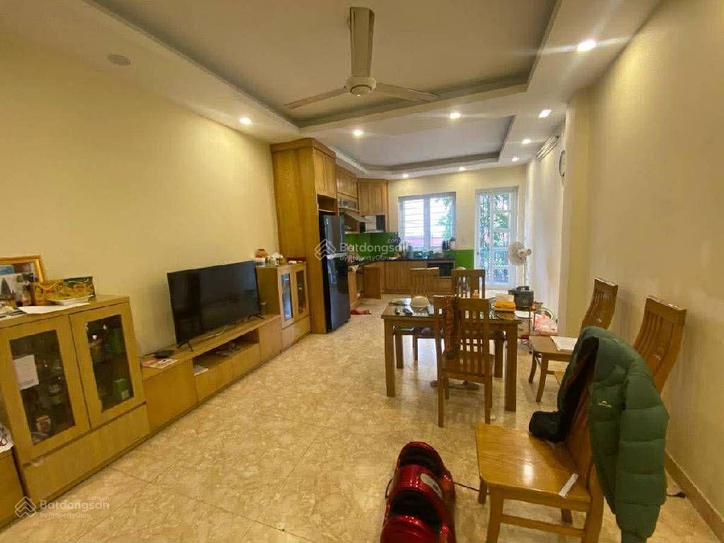 Phân lô  hoàng quốc việt  ô tô  kinh doanh  thang máy  115 m²  5 tầng  mt 4.3