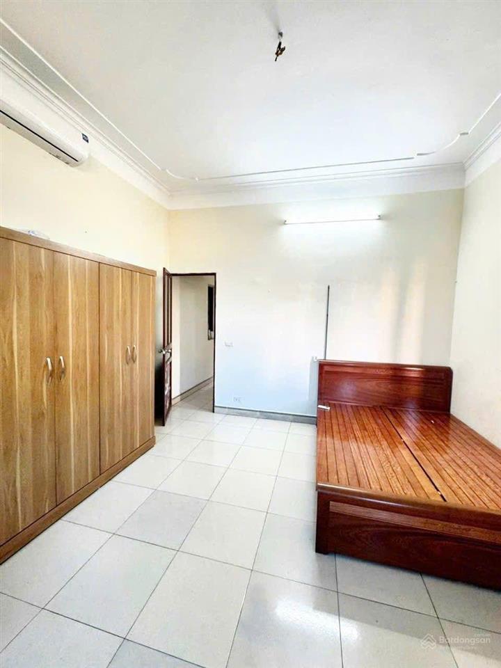 Bán nhà phố tây trà  hoàng mai  vỉa hè  kinh doanh  ô tô  dt 40 m²  mt 3.8
