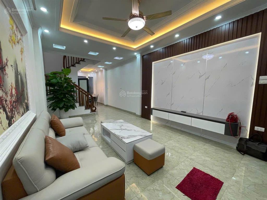 Chính chủ cần bán gấp nhà phố thanh am  quận long biên