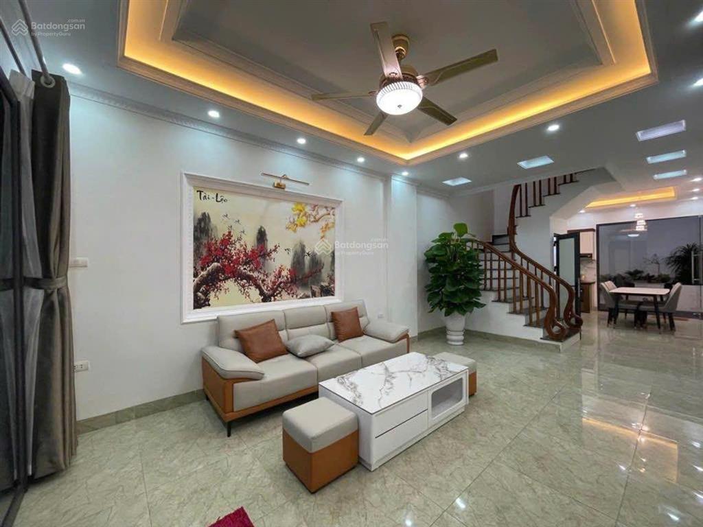 Chính chủ cần bán gấp nhà phố thanh am  quận long biên