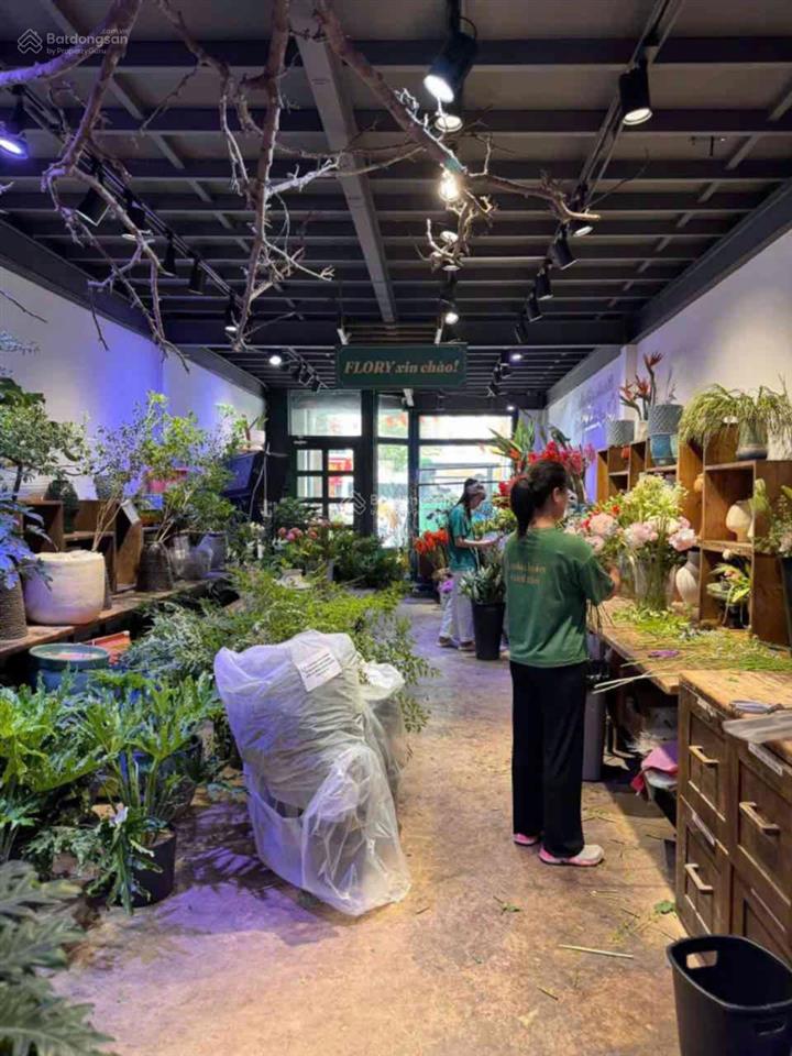 Chính chủ cần bán gấp nhà mặt phố minh khai  quận hai bà trưng