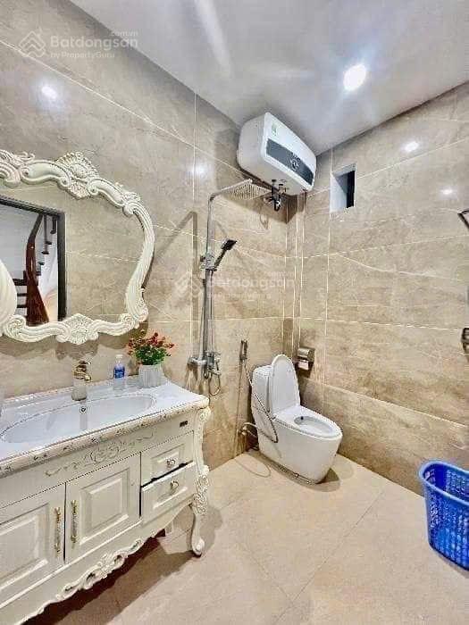 Chính chủ bán gấp nhà phố kim ngưu  quận hai bà trưng  dt 63 m2  5 tầng
