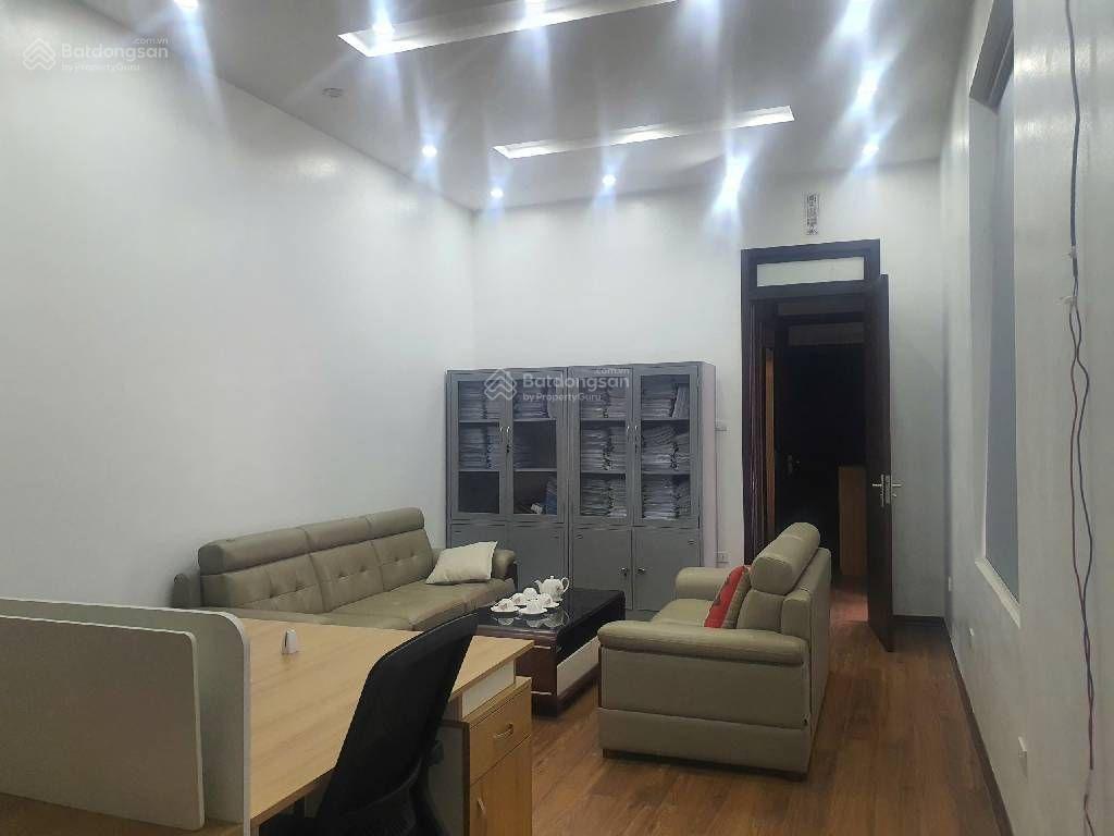 Bán gấp nhà phố lò đúc  hai bà trưng  45 m2  2 tầng  sổ đỏ vuông đét sẵn sàng