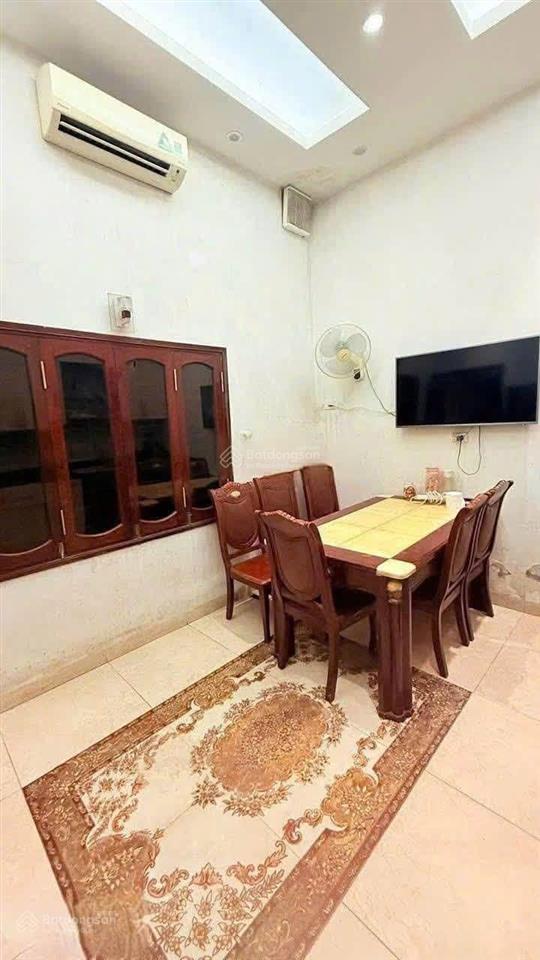 Bán nhà phố hoàng mai  quận hoàng mai  phân lô  ô tô  dt 50 m2  4 tầng