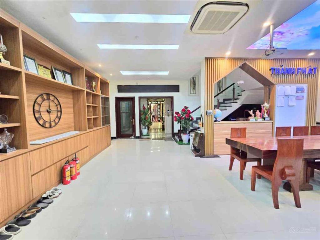 Bán nhà kđt bắc linh đàm  hoàng mai  vỉa hè  kinh doanh  thang máy  dt 200 m2  5 tầng mt 15 m