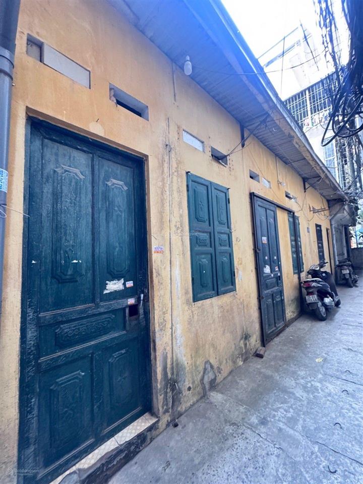 Bán gấp nhà cấp 4  phố minh khai  hai bà trưng  ngõ thông  dt 80 m2  mt 10.6 m