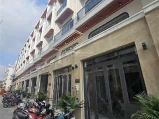 Nhà phố đường số 6 bình hưng hòa b
hẻm nhựa 8m xe hơi vào nhà 4 tầng 6.95 tỷ dt 4 x 14.5= 57m