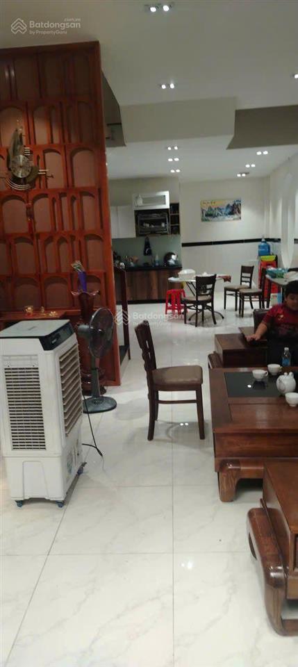 Giảm 500tr nhà 3 tầng võ văn vân chỉ 3.9 tỷ( còn thương lượng) sát quận bình tân.