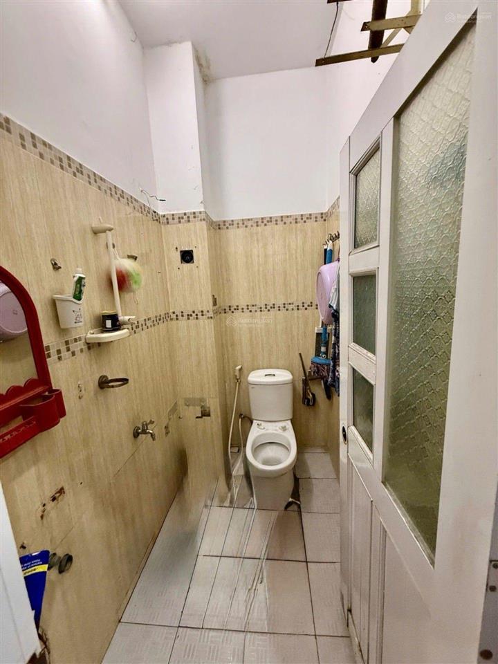 26/3 giá 6.25ty nhà 2 tầng lô góc hxh giá chỉ 6.25tỷ (thương lượng chính chủ)
ngay chợ 26/