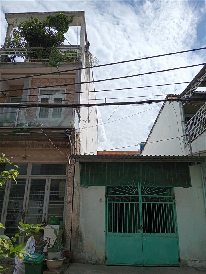 Bán đất tặng nhà vị trí đẹp bình tân 485. tỷ còn thương lượng dt 4x17(68m) chỉ/hơn 4 tỏi nhà