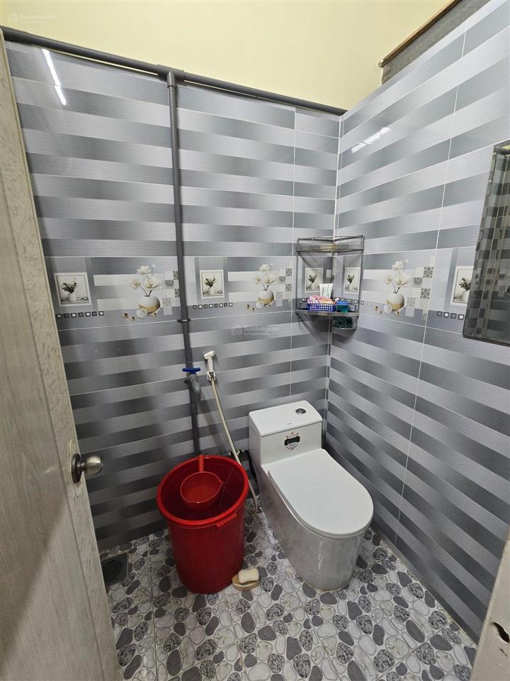 Nhà hẻm xe tải 6m hương lộ 2, bình tân, giá chỉ 5,6 tỷ (thương lượng) diện tích đẹp 90m2