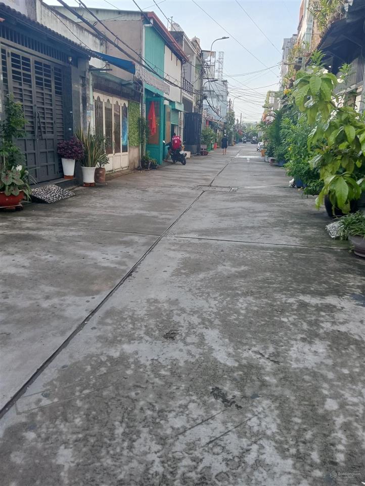 4.6tỷ nhà 2 mặt hẻm ô tô 86m2 nở hậu thoáng 2 mặt thích hợp kinh doanh. nhà 2 mặt hẻm