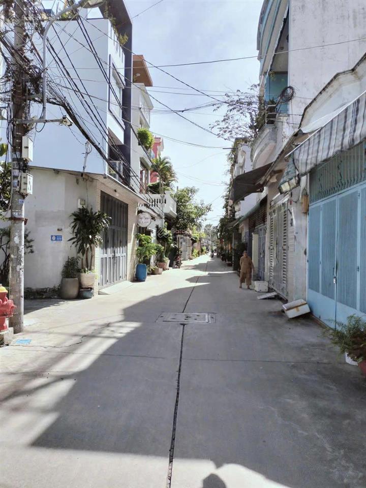 Nhà cũ hẻm ô tô thông phan đình phùng  phú nhuận, nhỉnh 9 tỷ, 78m2, 2 tầng 0935 767 ***