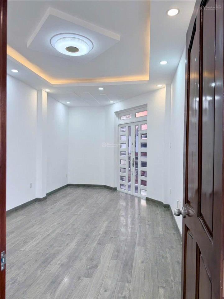 Hxh 1 trục nguyễn sỹ sách  p.15  tân bình, nhỉnh 8 tỷ, dt 80m2, 4 tầng 0935 767 ***