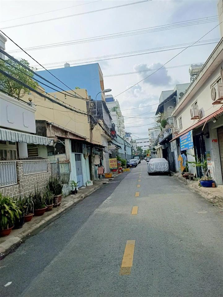 Hẻm xe hơi nhà huỳnh văn nghệ  2 tầng  dt 49m2  nhỉnh 5 tỷ  p. tân sơn  tân bình 0935 767 ***