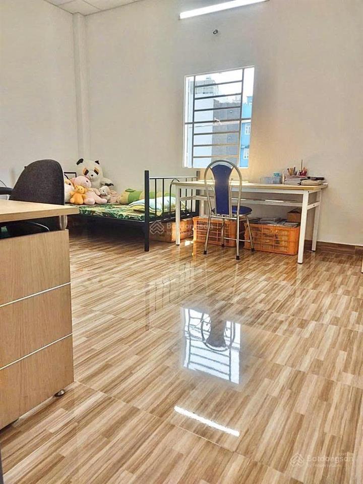 Hẻm ô tô nhà huỳnh văn nghệ p15 tân bình, dt 76m, 2 tầng, chỉ 6.x tỷ 0935 767 ***