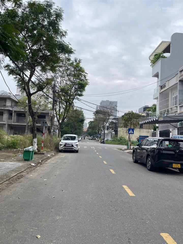 Lô góc 3 mt đường 7m5 giao với chính hữu trục thông ra biển cách bãi tắm chỉ 500m300m2 ngang 14m