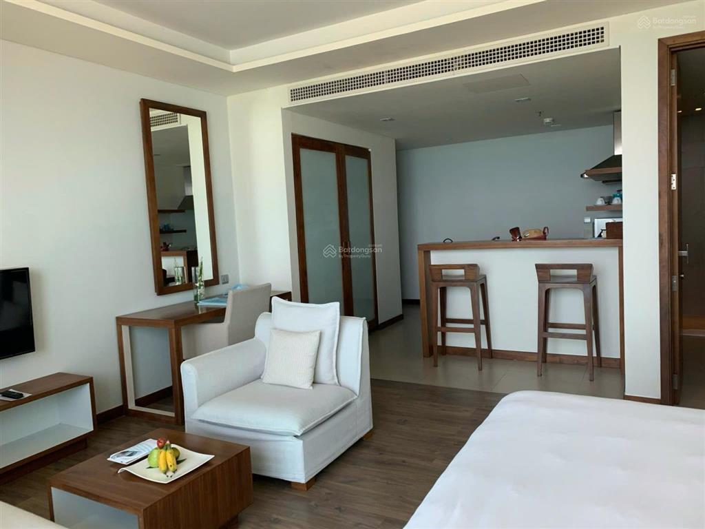 Chính chủ bán căn hộ mặt biển alacate sở hữu lâu dàingay đối diện cv biển đôngvị trí kim cương